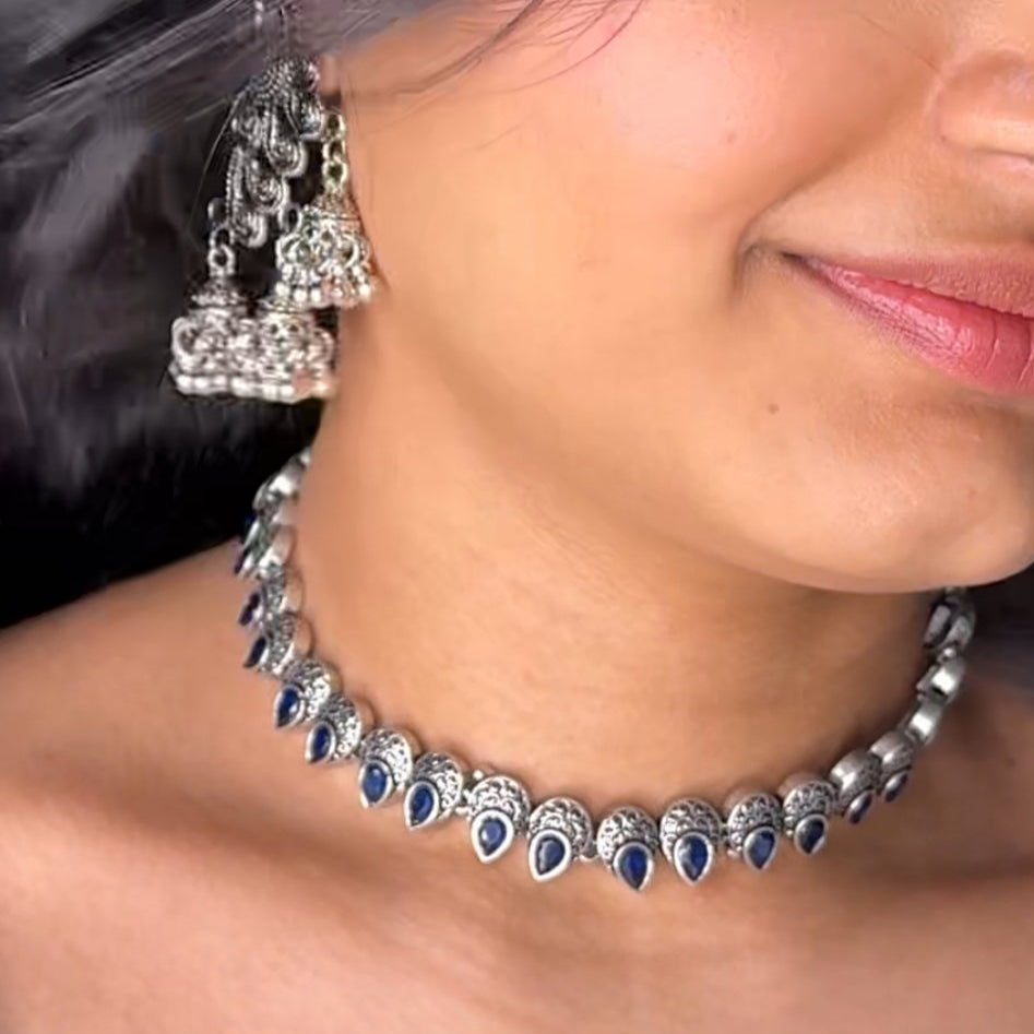 The Celebration Set- 2 pairs of earrings + 1 Necklace