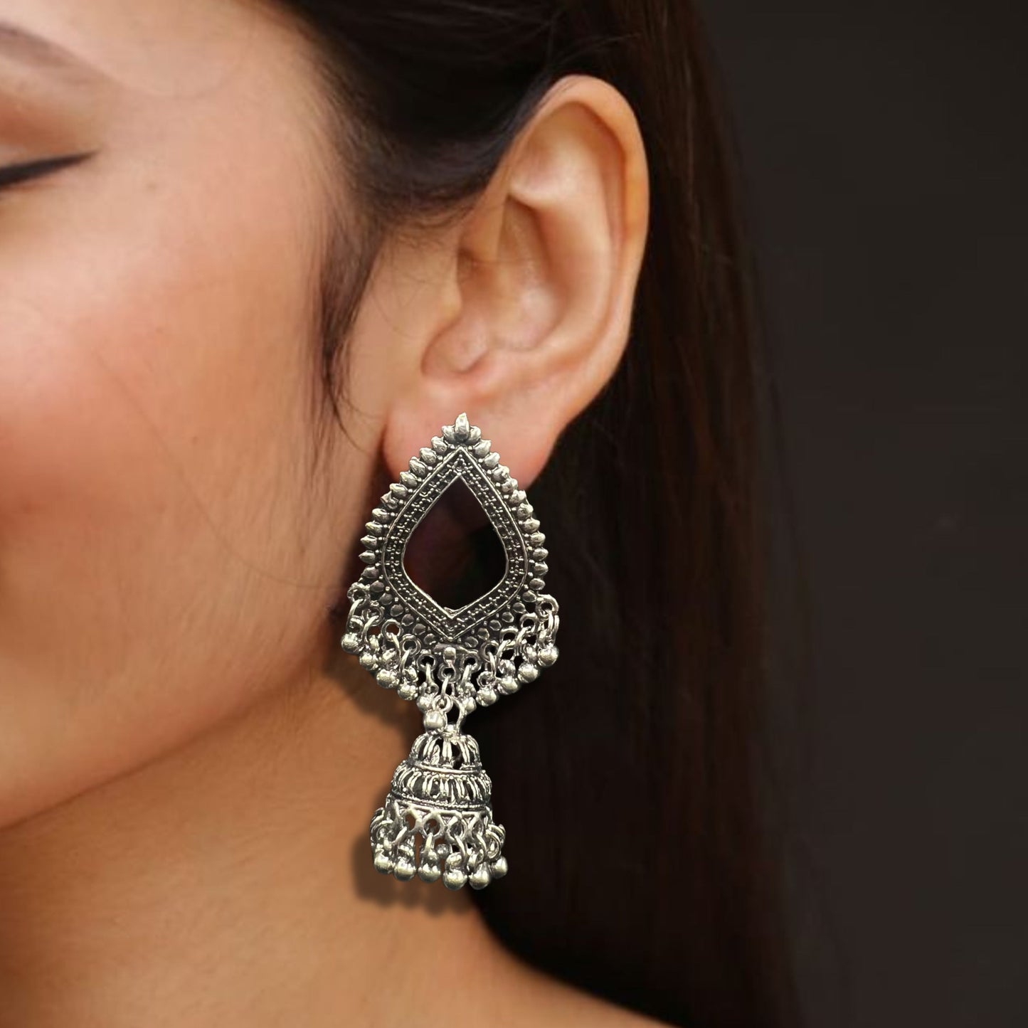 The Best of Saaj- 2 pairs of earrings