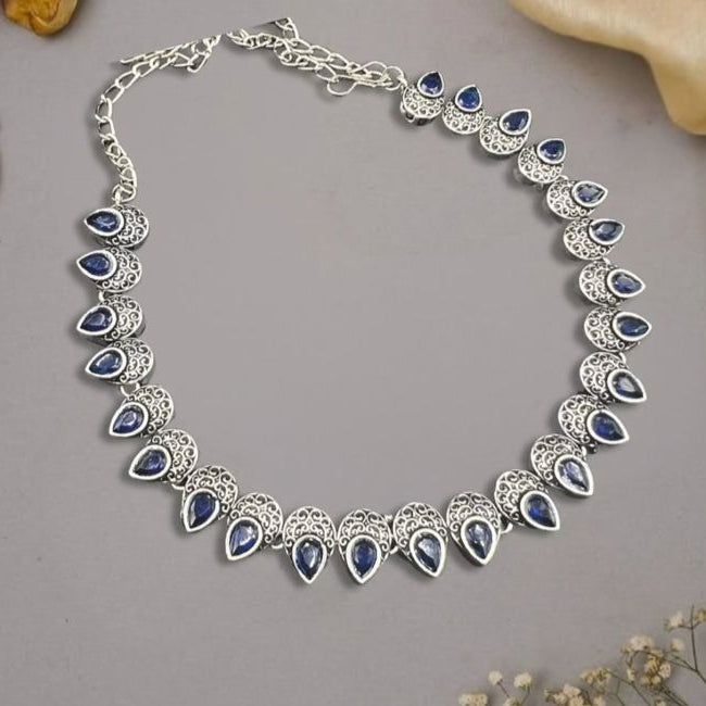 The Celebration Set- 2 pairs of earrings + 1 Necklace